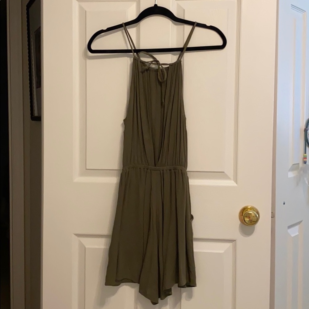 Romper - Picture 2 of 2